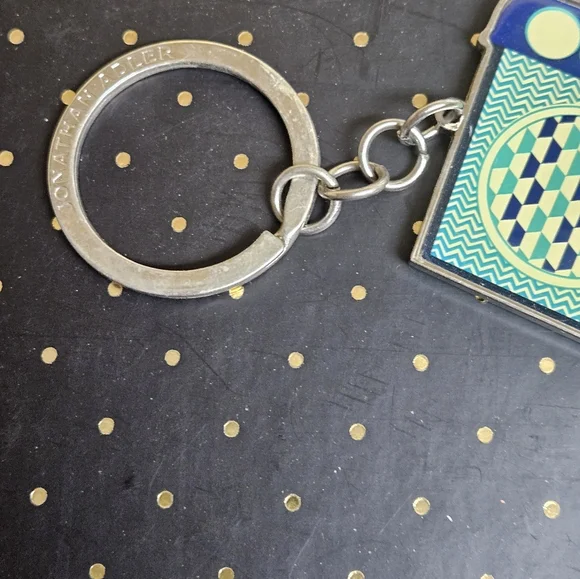 Johnathan Alder Boom Box keychain - Picture 5 of 6